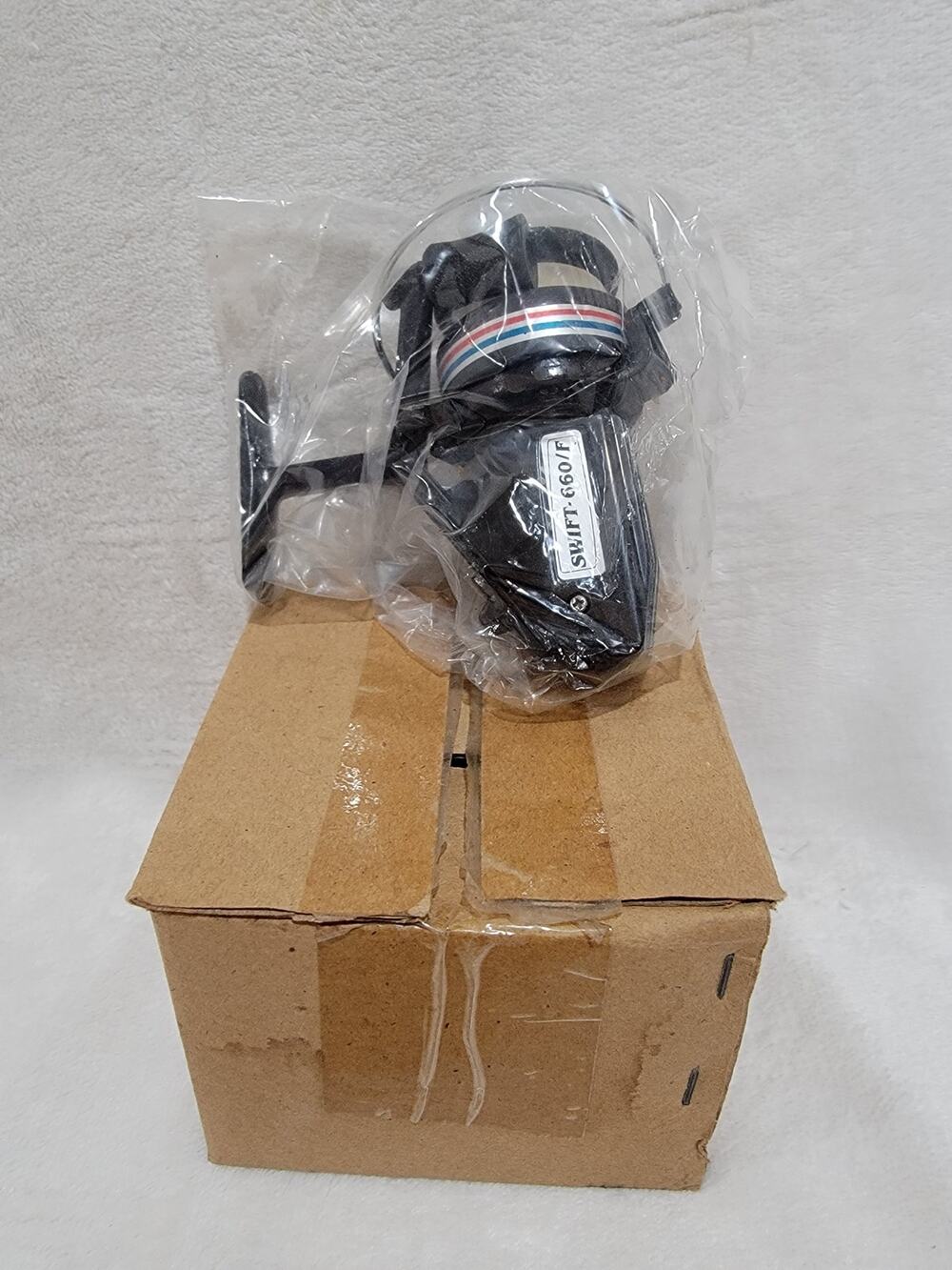 Fishing Vintage SWIFT 660/F UItra Light Spinning Reel